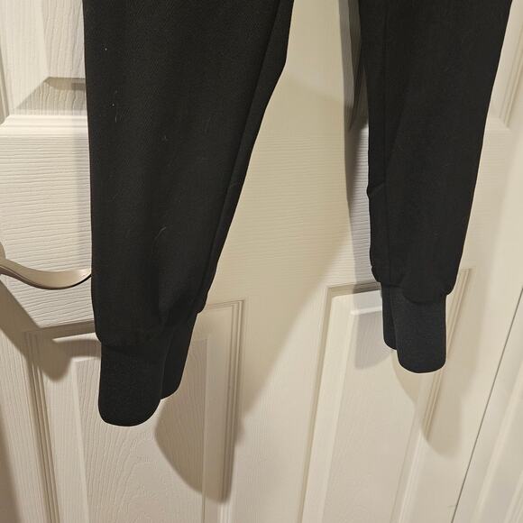Donna Karan New York Black Cargo Jogger Pants Size 8 Spring 2022 Stretch DKNYP - Picture 3 of 9
